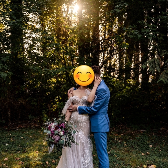 Wedding Dress - Picture 2 of 5